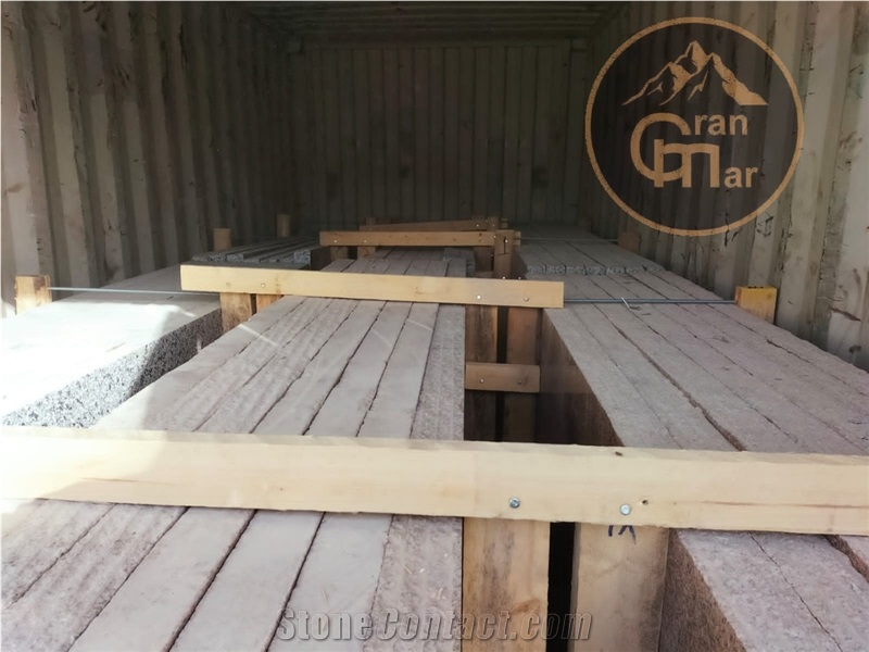 New Halayeb Granite Slabs