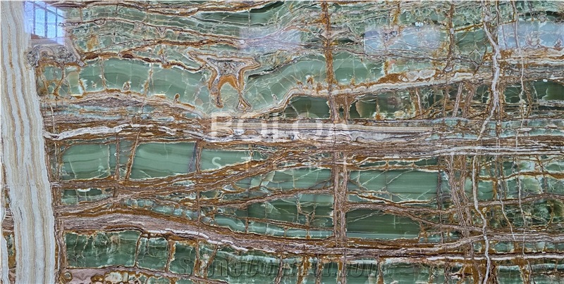Iran Forest Green Onyx Slabs