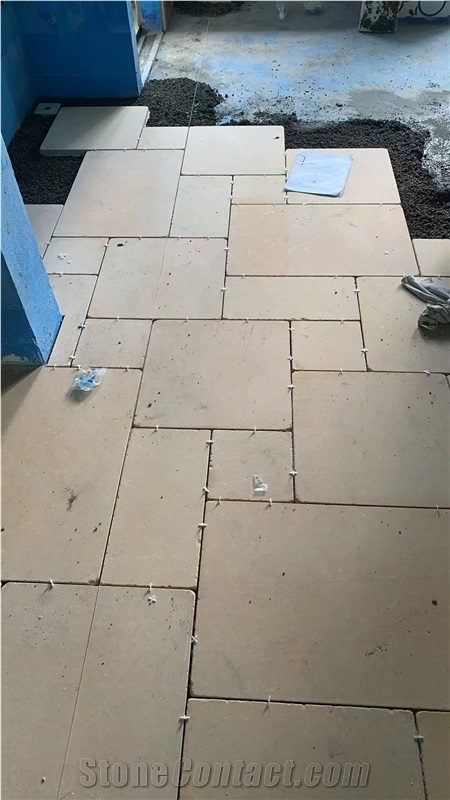Guizhou Rum Beige Limestone French Pattern Floor Tiles