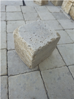 Classic Travertine Cubes, Cobble Stones