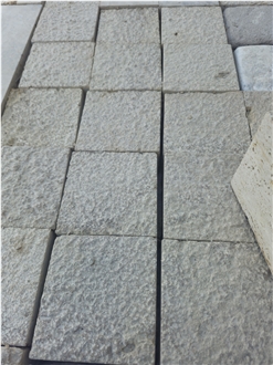 Classic Travertine Cubes, Cobble Stones