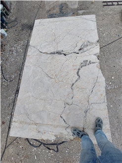 White Platinium River Marble Blocks