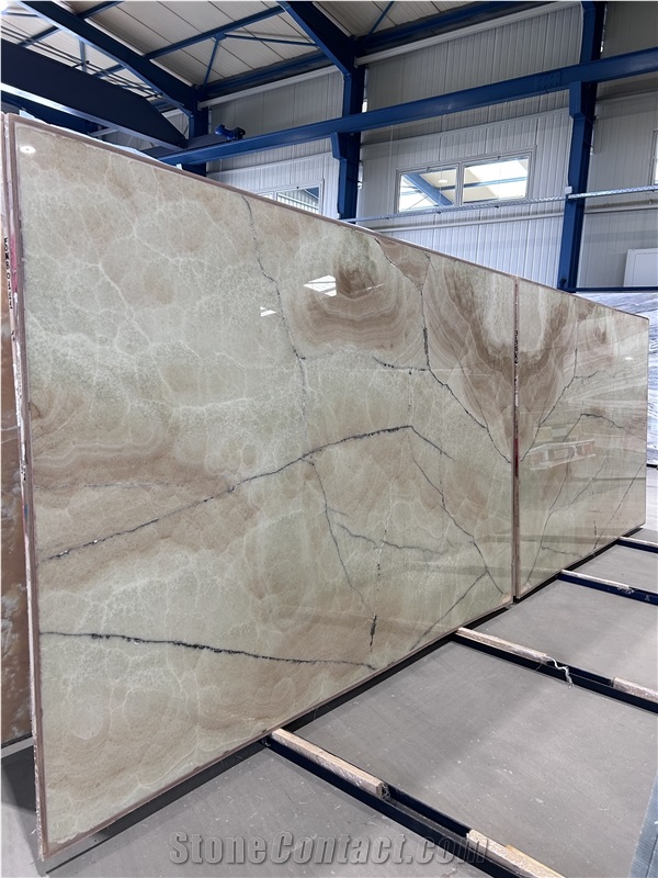 Pistachio Onyx Polished 2Cm Slabs