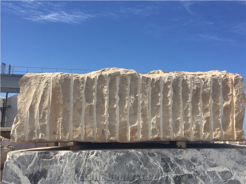 Jaune Provencal Yellow Limestone Blocks