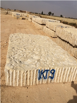 Jaune Provencal Yellow Limestone Blocks