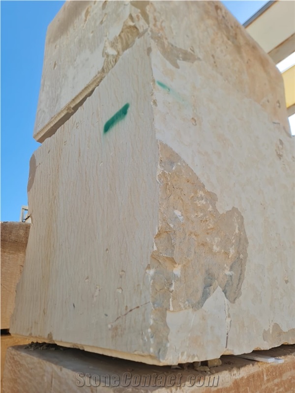 Pierre Taza Dune Beige Limestone Blocks