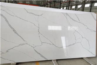 White Quality-Ensured Artificial Calacatta Quartz Slabs For Kitchen