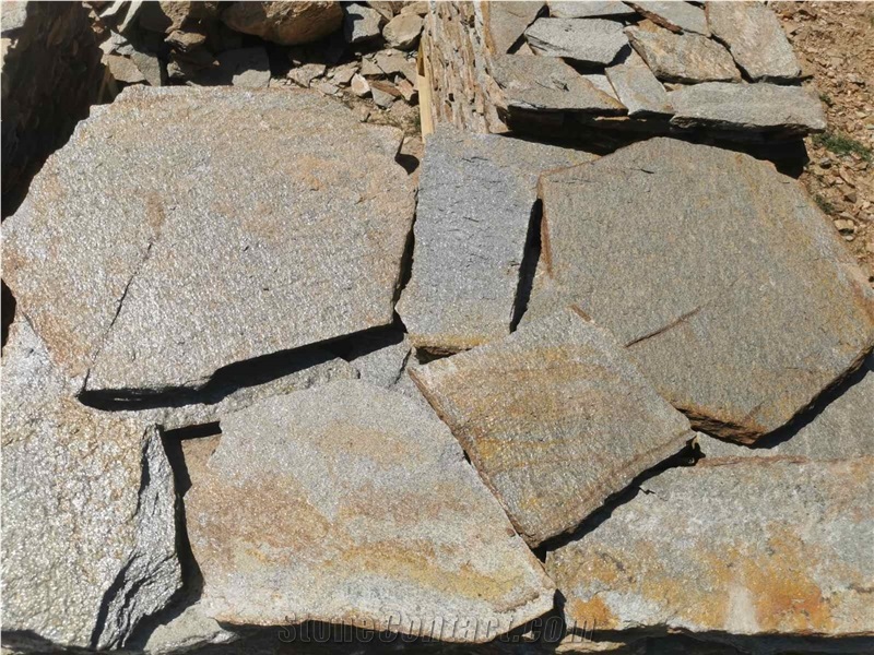 Metallic Rusty Gneiss Machine Cut Irregular Flagstone Tiles