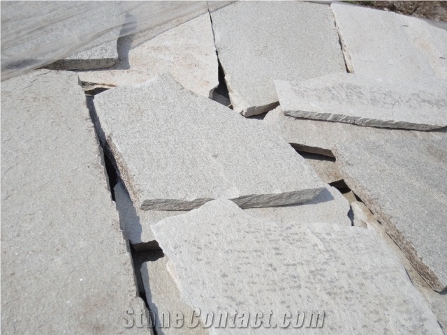 White Gneiss Machine Cut Irregular Flagstone Tiles