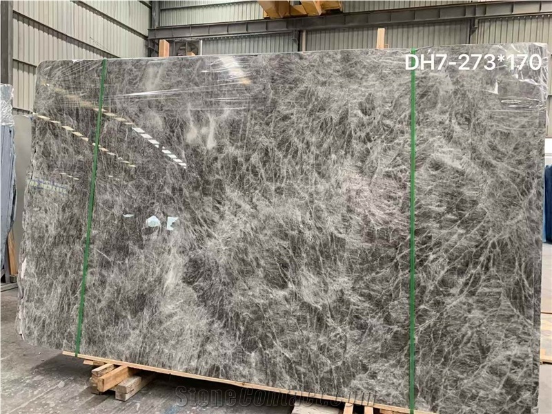 Beautiful Snowy Mountain Sliver Fox Marble Slabs