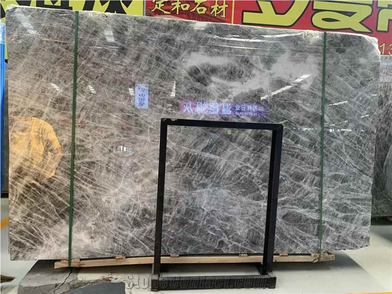 Beautiful Snowy Mountain Sliver Fox Marble Slabs