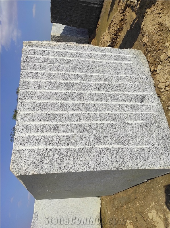 Peacock White Granite Blocks