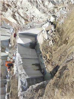 Peacock White Granite Blocks