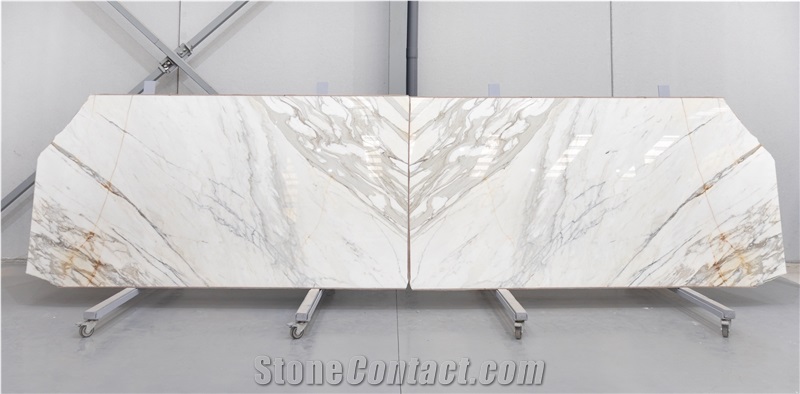 Calacatta Borghini Marble Slabs