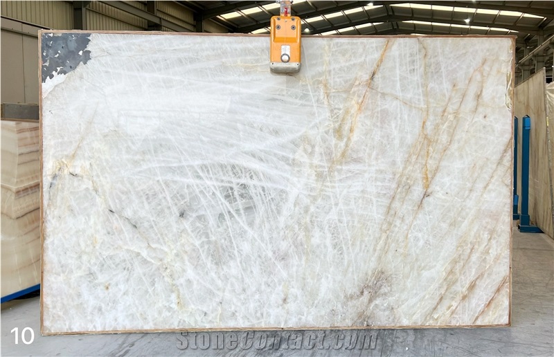 Cristallo Vitro Quartzite Slabs