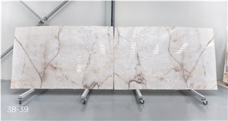 Cristallo Vitro Quartzite Slabs