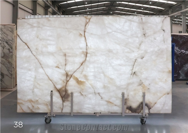 Cristallo Vitro Quartzite Slabs