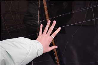 Sahara Noir Marble Slabs