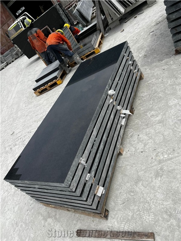 Kuma Black Granite Slabs