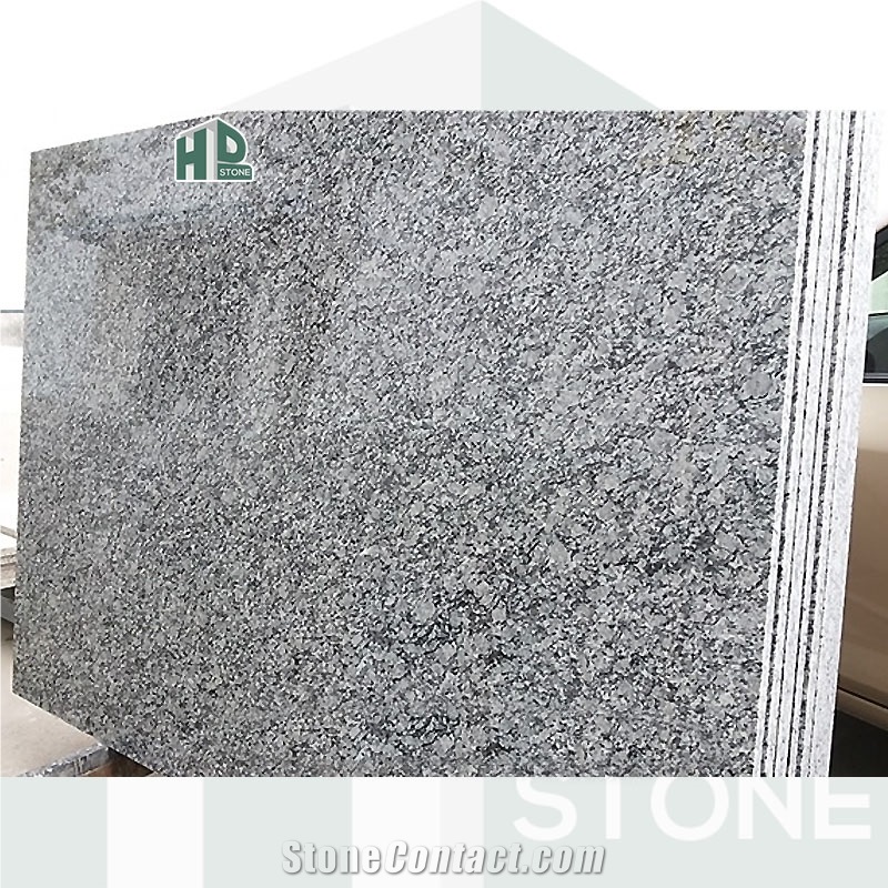 G623 White Polished Granite Slabs
