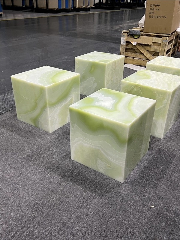 HRST STONE Green Onyx Side Table Plinths