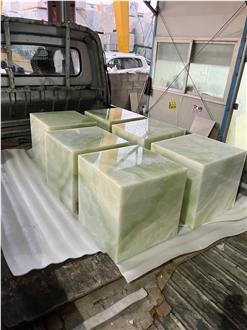 HRST STONE Green Onyx Side Table Plinths