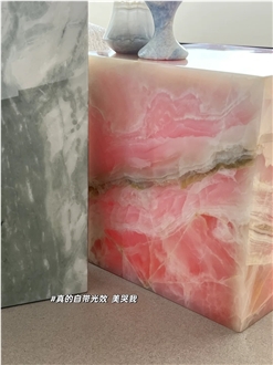 Onyx Table