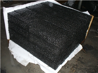 G684 Black Granite Chiseled Kerbstones