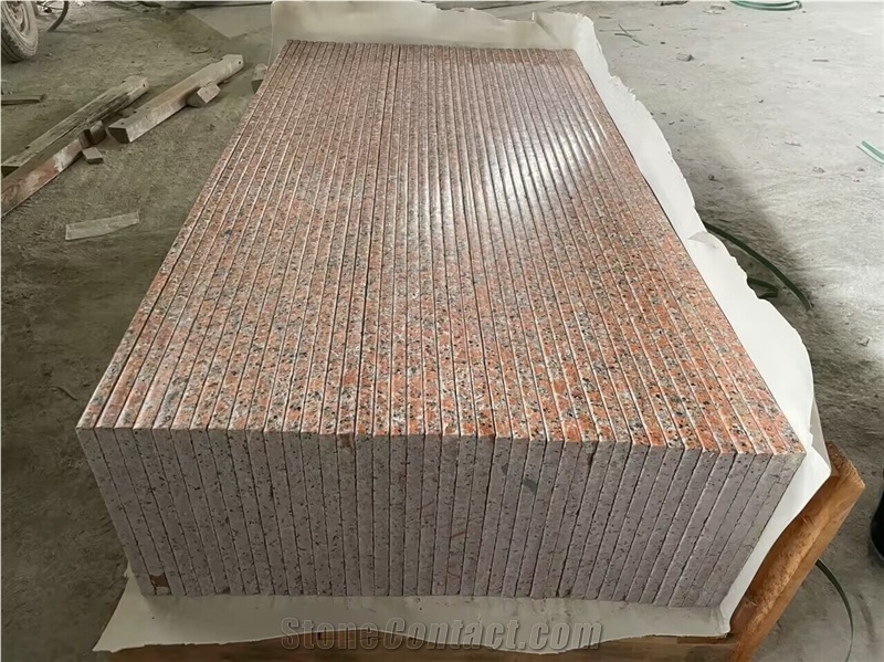 Maple Red Granite/G562 Granite Stairs