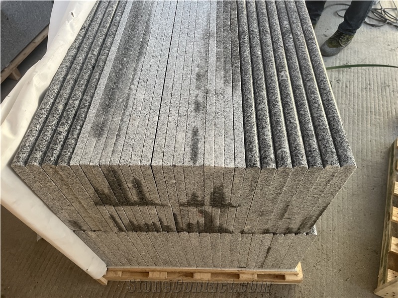 China Barre Grey Granite Stairs For Commercial And Residential