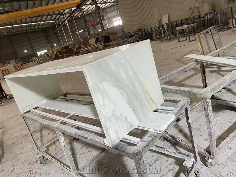 Prefab Artificial Quartz Calacatta White Island Tops