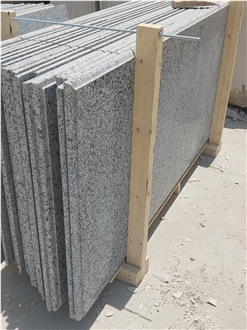 New Halayeb Granite Monumental Thick Slabs