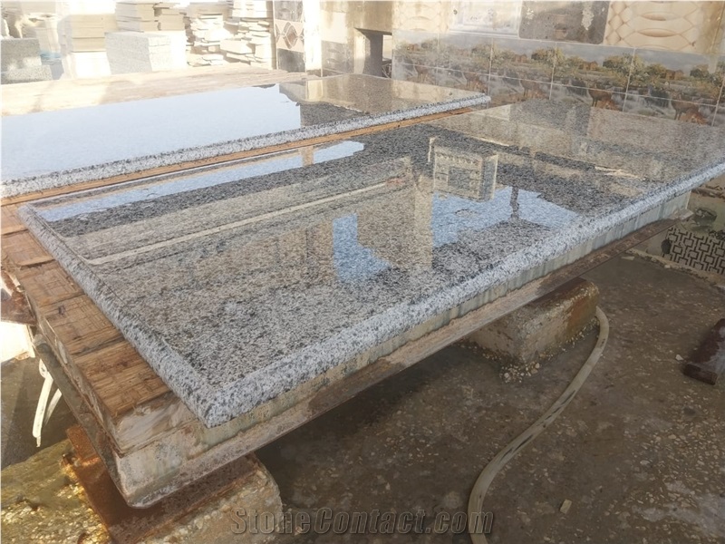 New Halayeb Granite Monumental Thick Slabs