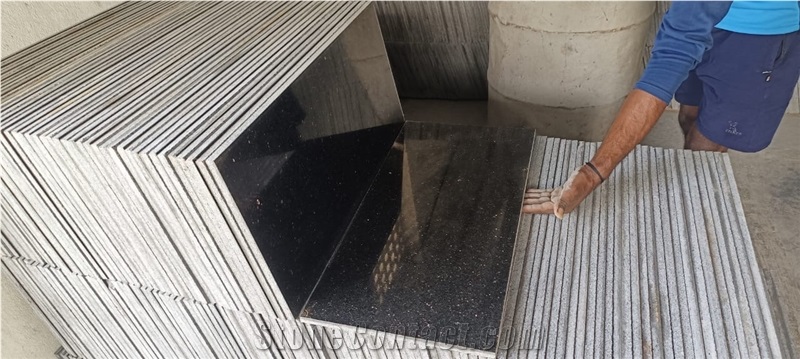 Black Galaxy Granite Slabs Polished 2Cm