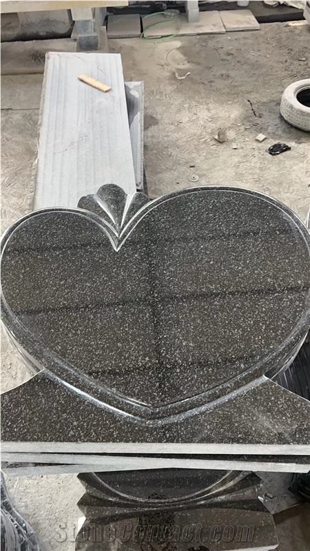 Russian Style Granite Beida Black/Beida Qing Carved Monument