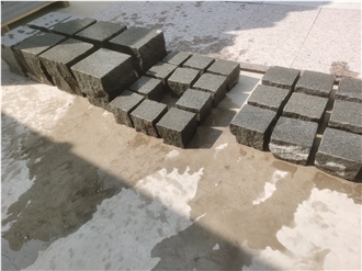 Gray Granite Split Cubes Cobble Stone
