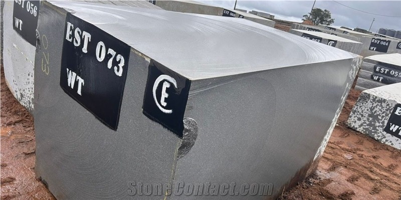 Sable Black Granite Quarry
