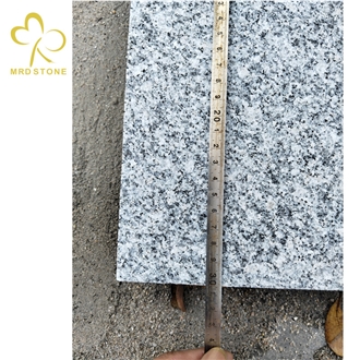 China Factory G623 Grey Flamed Granite Tile Floor