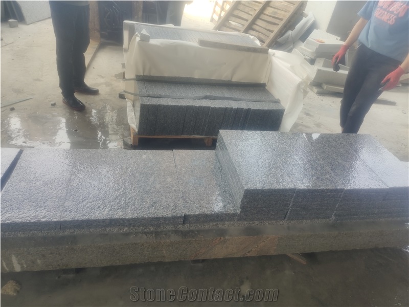 China  HN G654 Dark Grey Flamed Granite Paving Stones