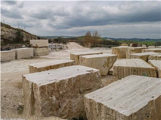 Tuscany Beige Travertine Slabs