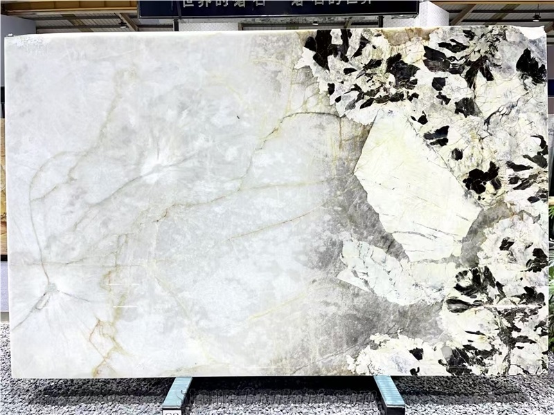 Beige Patagonia Quartzite Slabs