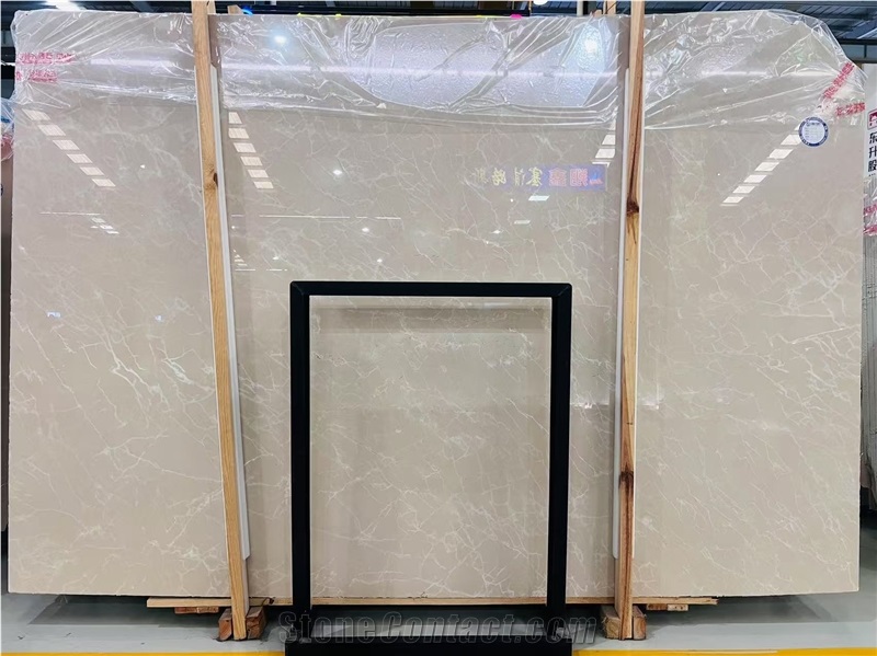 Lightning Beige Marble Slabs