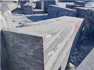 Amfibolit Granatoviy Granite Blocks