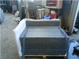 G684 Fuding Black Basalt Flamed Kerbstone
