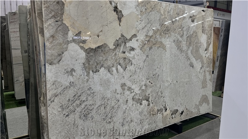 DMD Showroom Patagonia Quartzite Slabs Collection