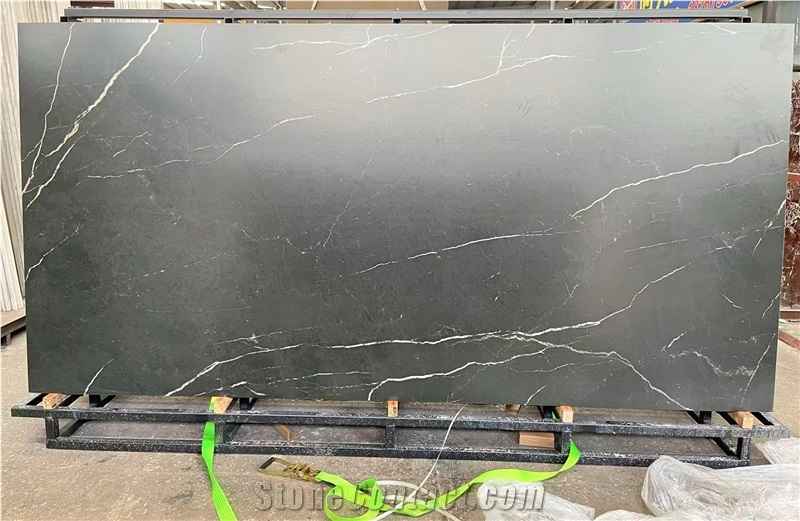 Black Marquina Large-Format Sintered Stone