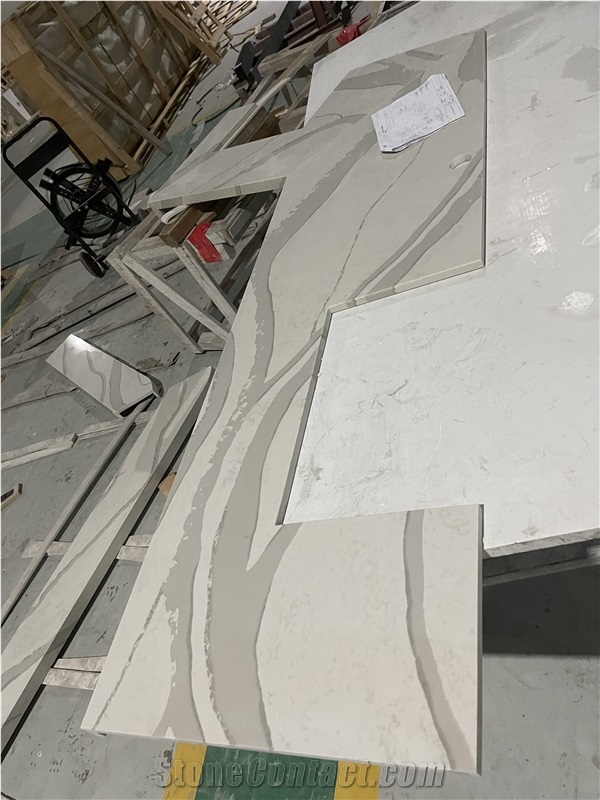 Calacatta Quartz Kitchen Countertops