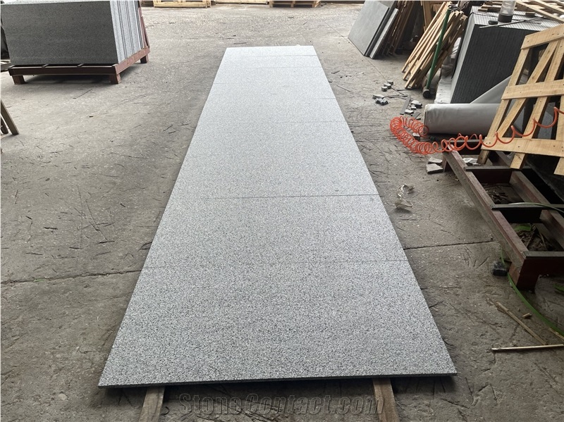 China Hainan G654 Granite Flamed Tiles