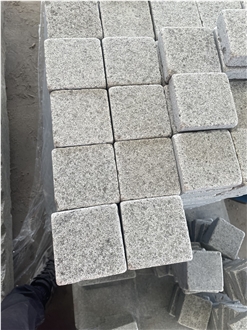 G654 Tumbled Cobblestones