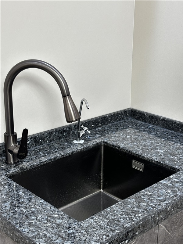 Leathered Polished Silver Pearl Granite Slabs